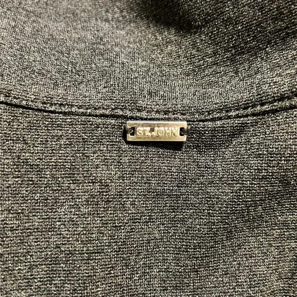 St John Women’s fur zip front vest size P - Picture 13 of 16